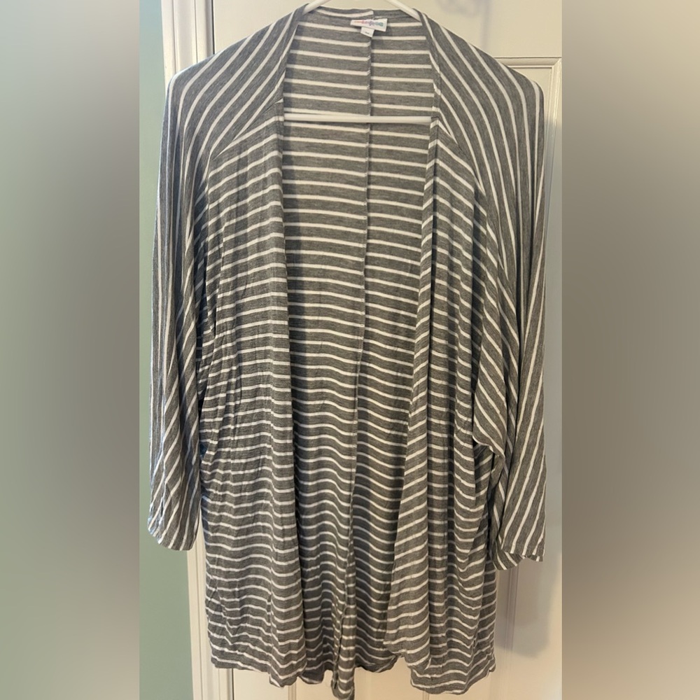 Womenโs Lularoe Medium Gray and White Striped Cardigan